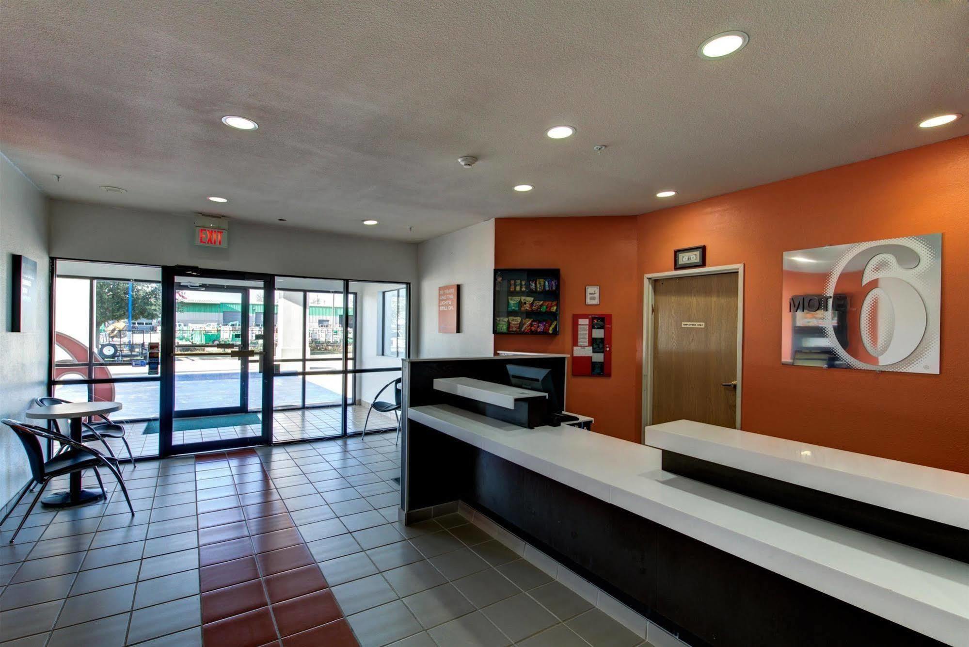 Motel 6 Waco - Woodway Экстерьер фото
