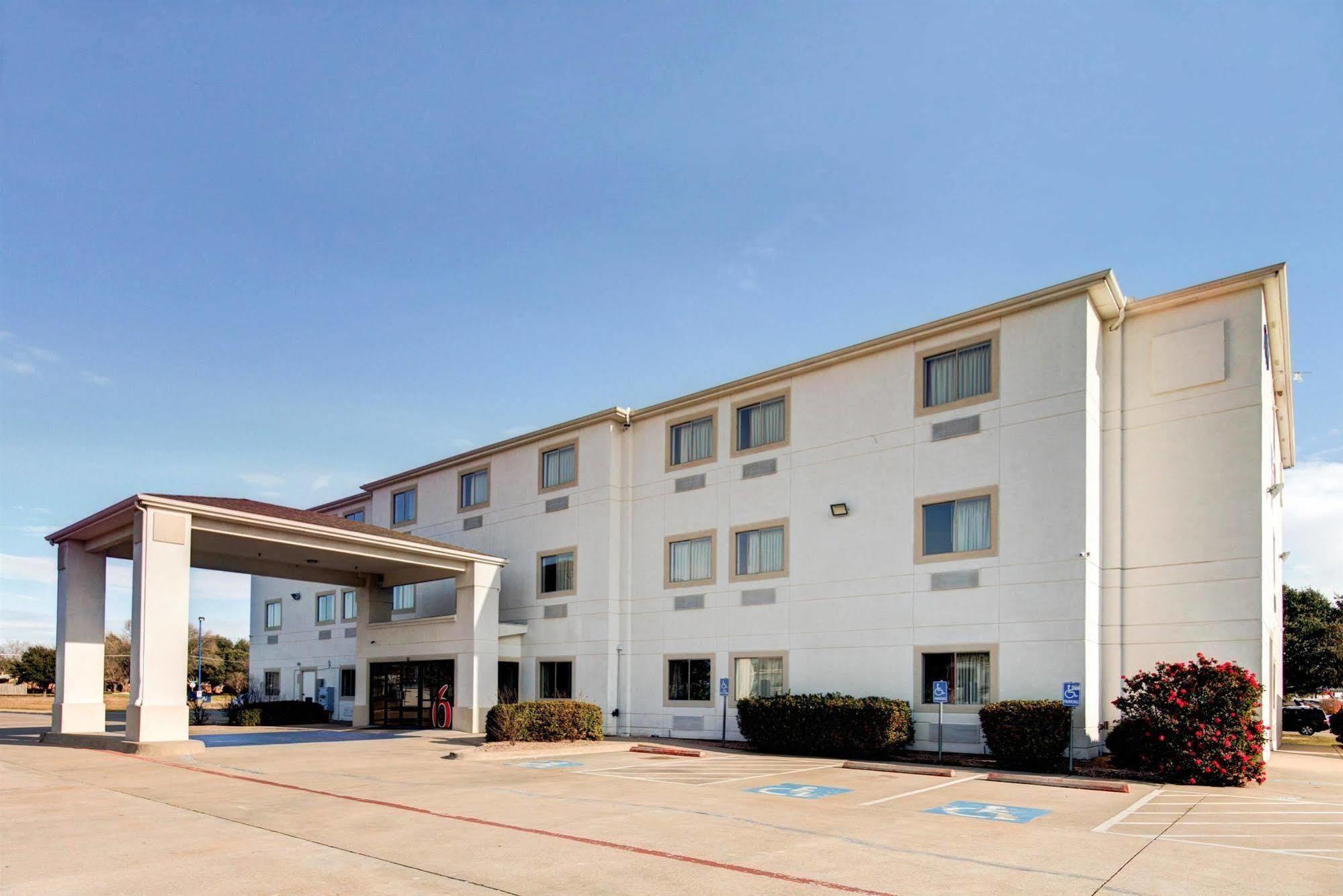 Motel 6 Waco - Woodway Экстерьер фото